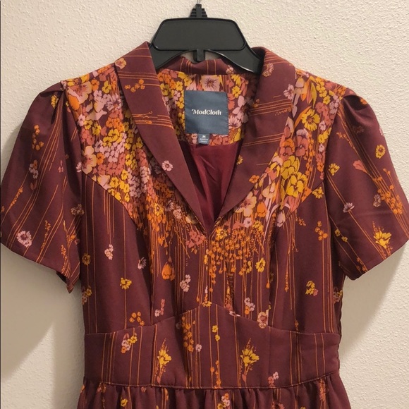 ModCloth silk dress size M - Picture 2 of 7